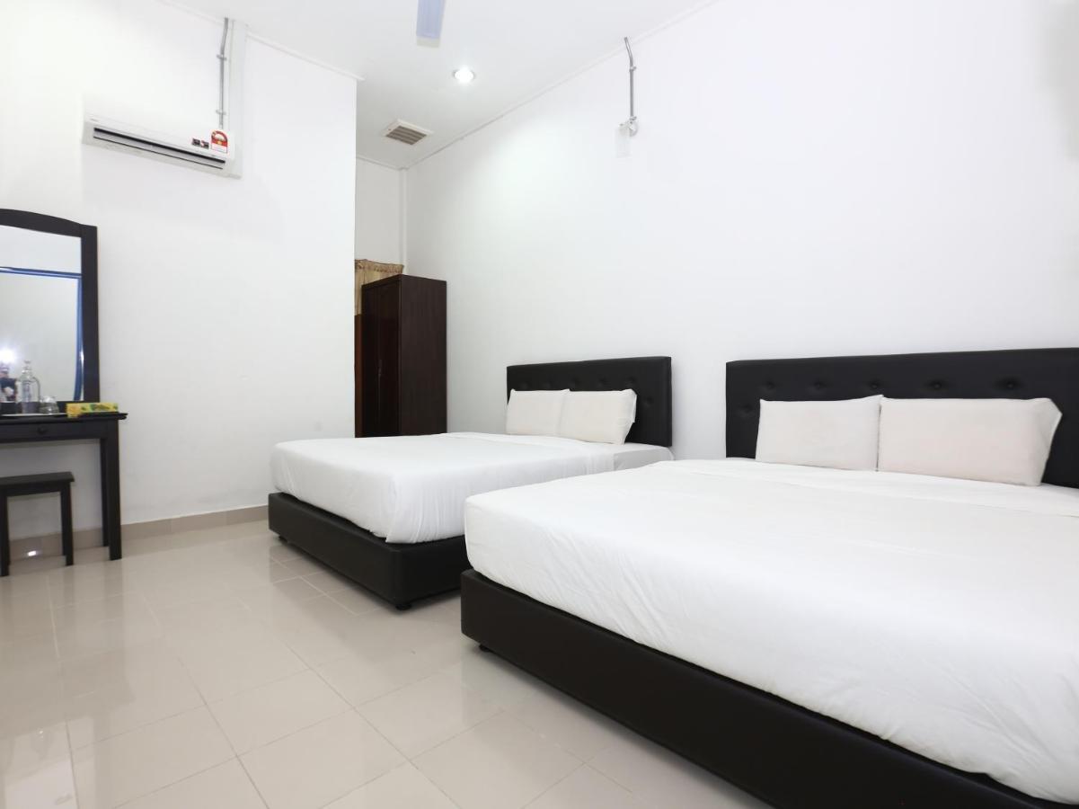 Spot On 89778 Aisy Hotel Tanah Merah  Exterior foto